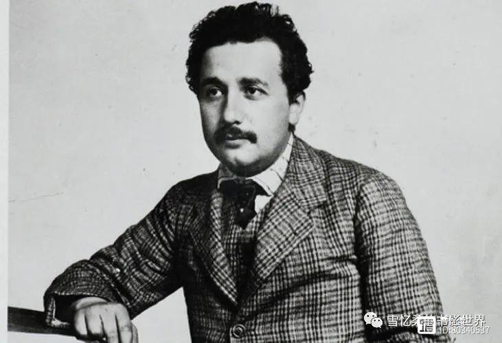 爱因斯坦的风流人生：为娶表姐而抛妻弃子，约法四章还要“三人行”？
