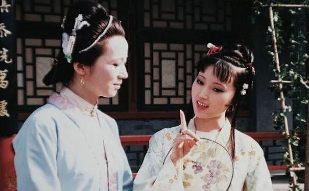 《红楼梦》：身为儿媳，李纨怨恨婆母王夫人吗？