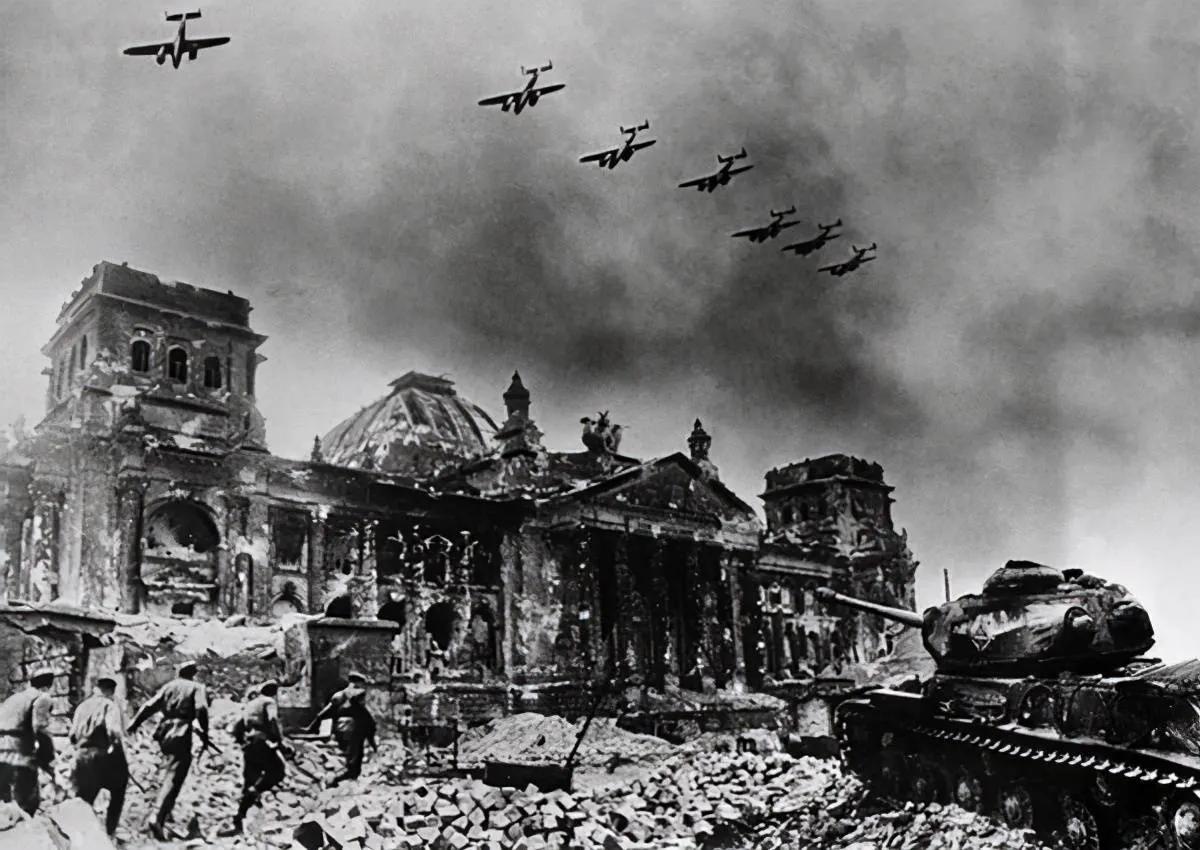 德国消灭几百万苏军：为什么一场斯大林格勒战役就元气大伤？1、精锐