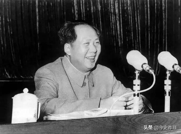 毛主席1953年指出：党内有三种人 1953年8月12日，
