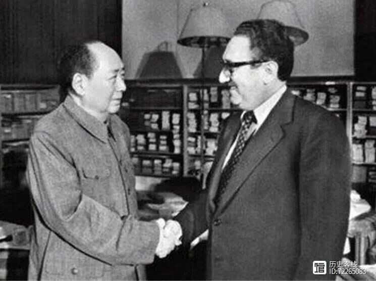 基辛格带着妻子来北京，毛主席一见到她，不禁眼前一亮