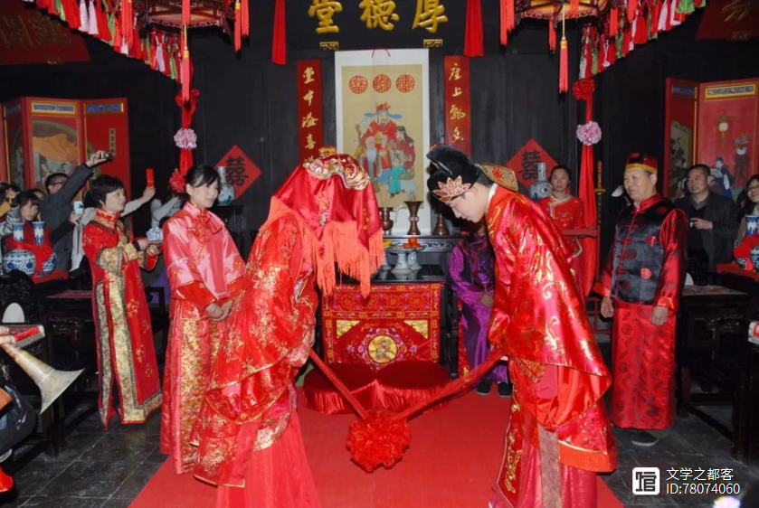 中国历史文化内涵：婚庆时夫妻三拜堂习俗